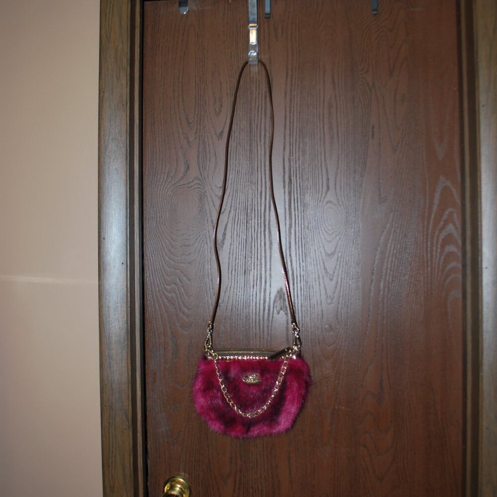 Cute Sharif Maroon Fur Purse w/2 Straps - Picture 3 of 9